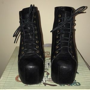 Jeffrey Campbell Lita boot in Black size 8M US.
